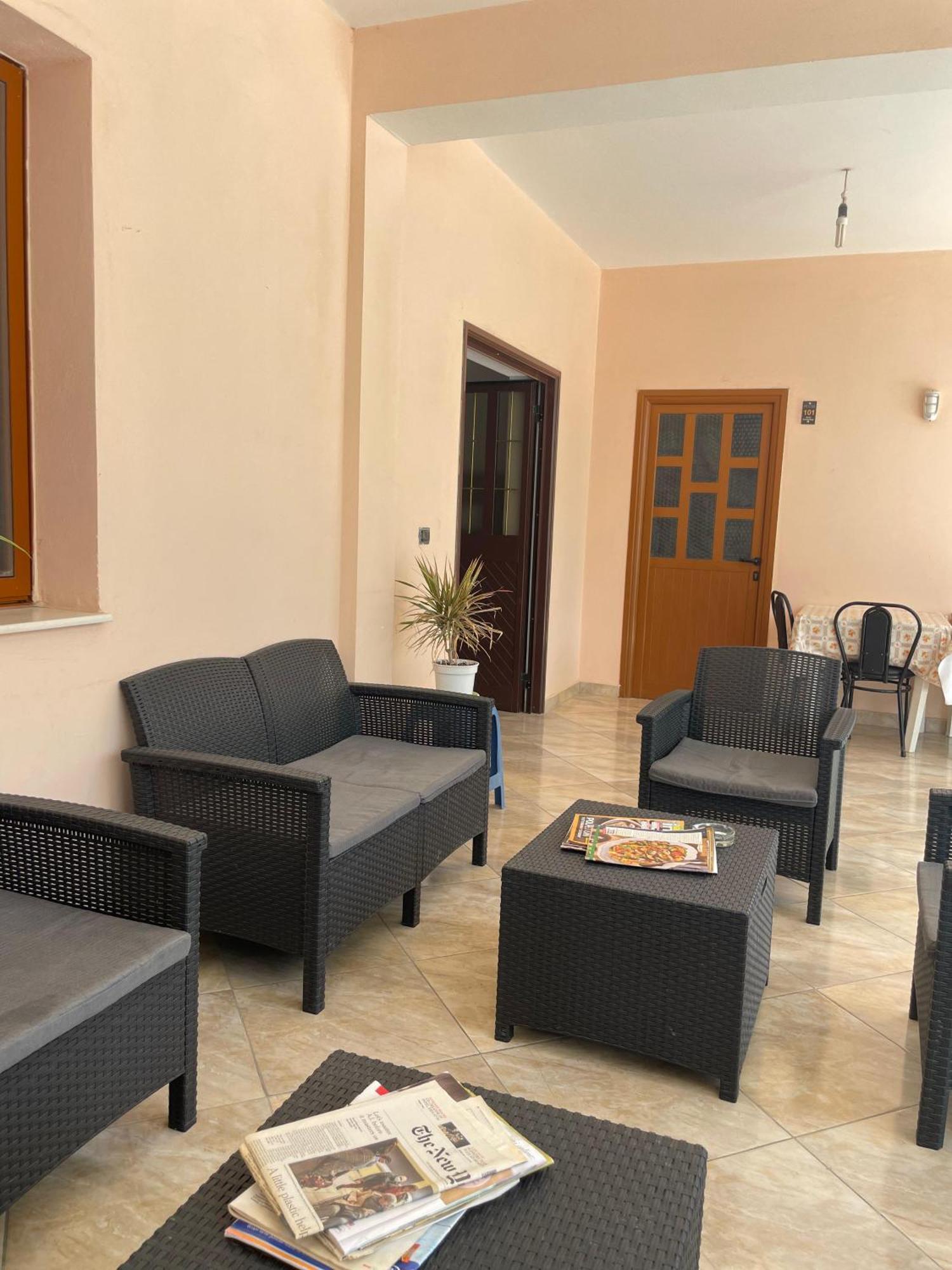 Villa Beni Osmenaj Vlorë Esterno foto