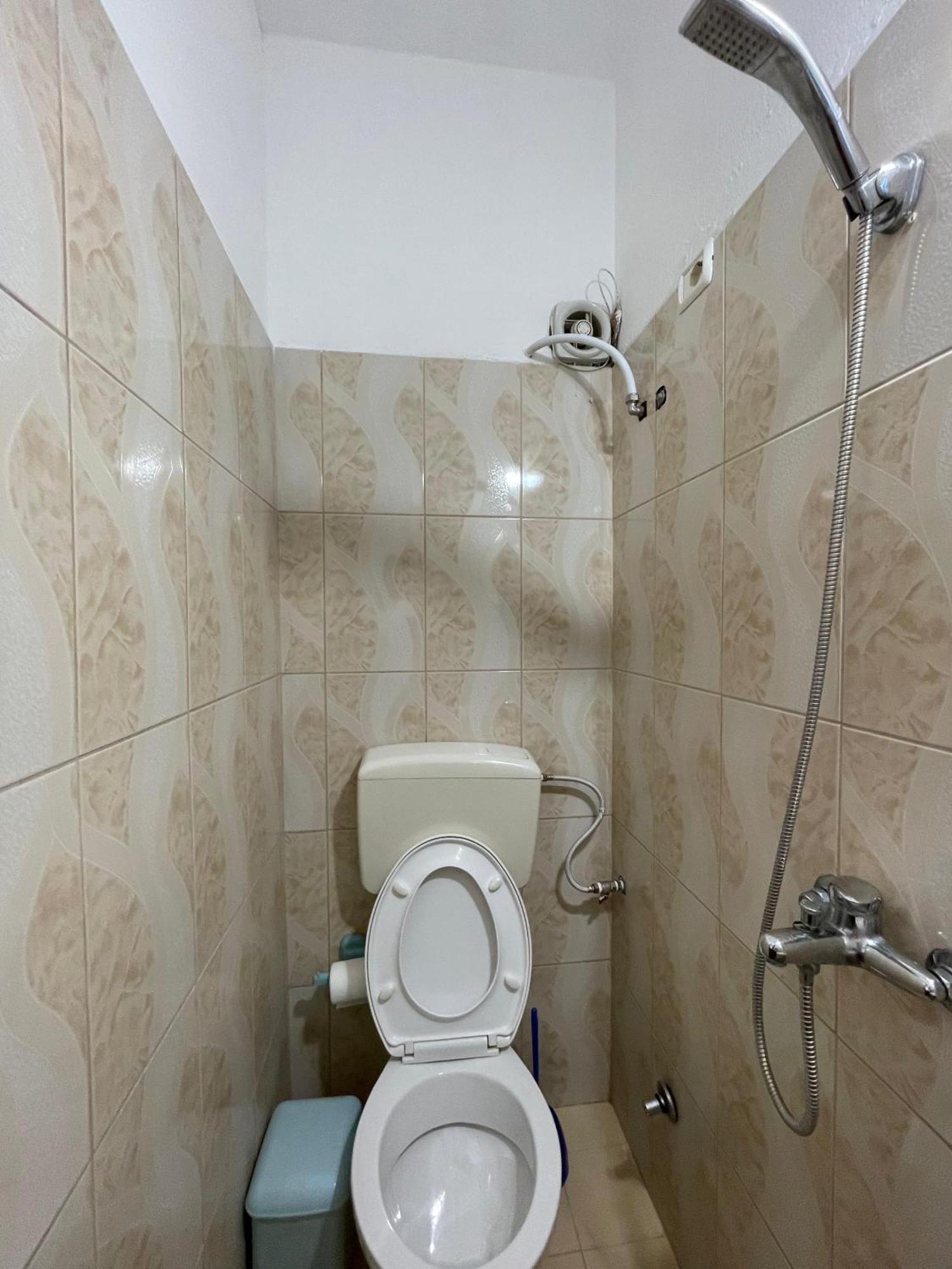 Villa Beni Osmenaj Vlorë Esterno foto