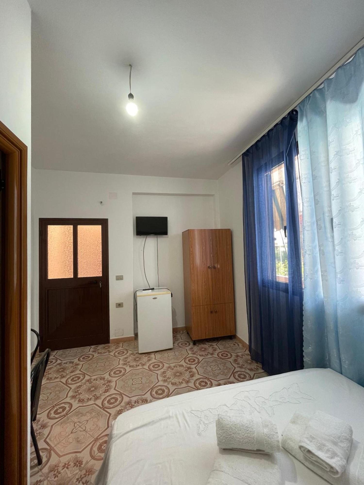 Villa Beni Osmenaj Vlorë Esterno foto